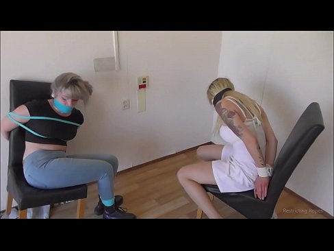 ❤️ Dipendente / legato e imbavagliato / damigella in pericolo ❤️❌ Video di sesso al it.mathem-1-class.ru ❌️