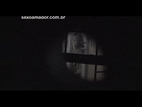 ❤️ Blondie viene segretamente filmato da un voyeur del quartiere nascosto dietro mattoni cavi ❤️❌ Video di sesso al it.mathem-1-class.ru ❌️